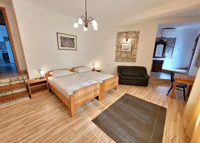 Apartments Brscic